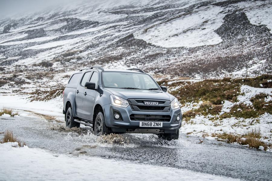  Isuzu D-Max Huntsman 2017 года  (UK) (фото 37 из 48)